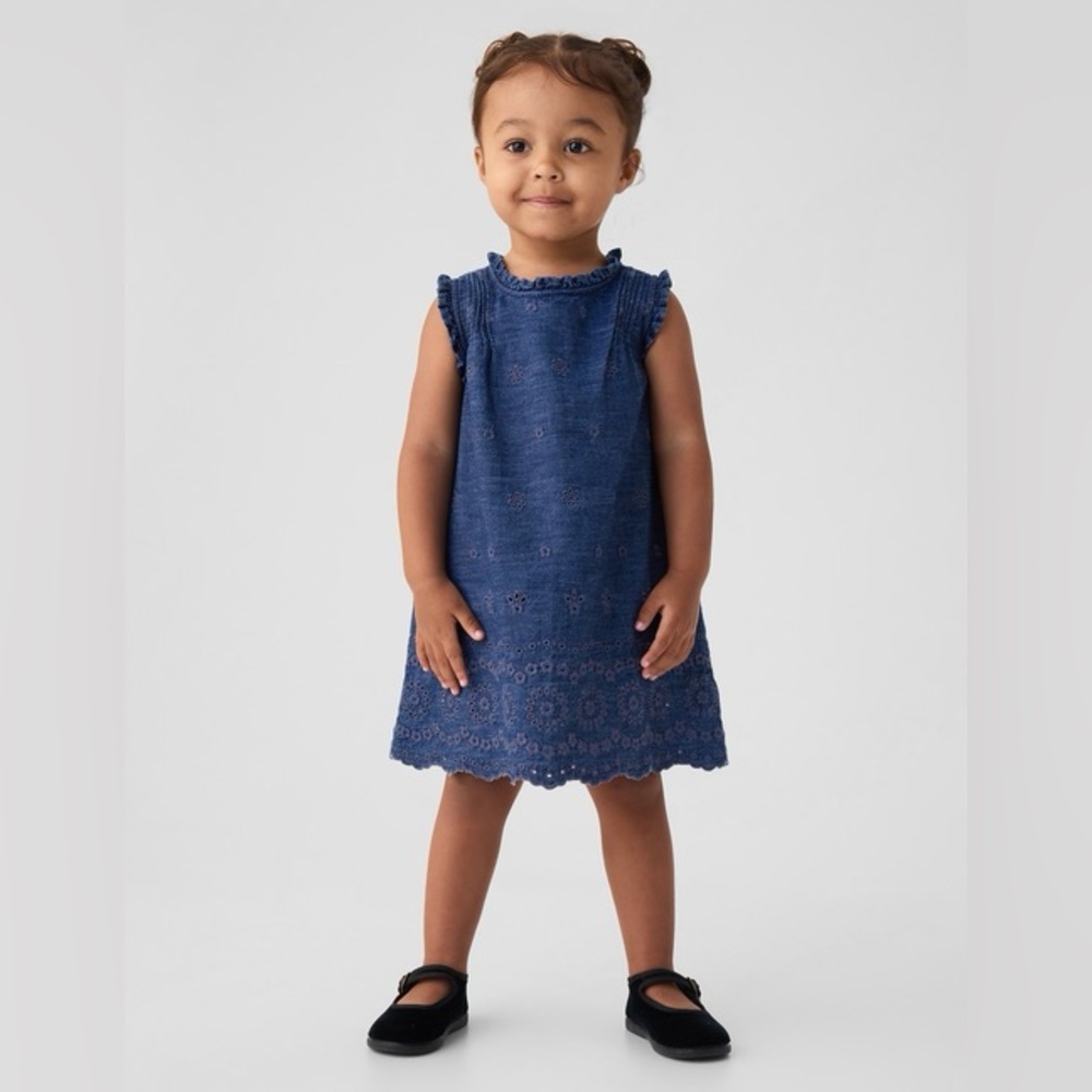 Gap × DÔEN Baby Eyelet Denim Dress NWT Size 4